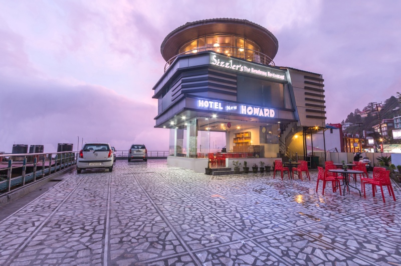 Hotel Howard International